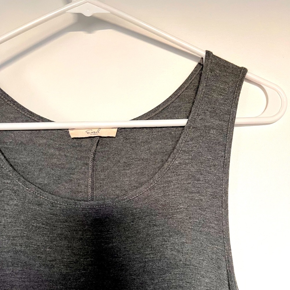 Small Gray Easel: Los Angeles T-Shirt Dress
